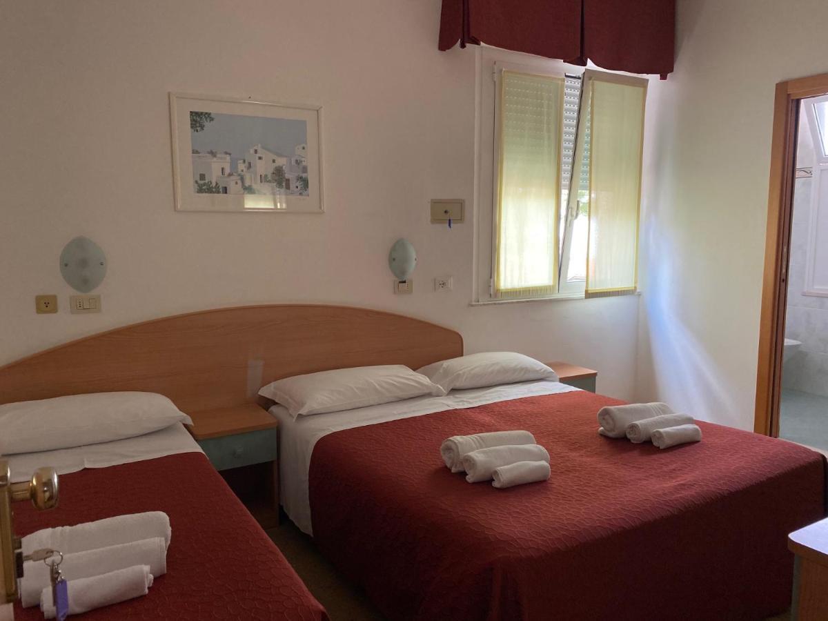 Hotel Chery 밀라노마리티마 외부 사진