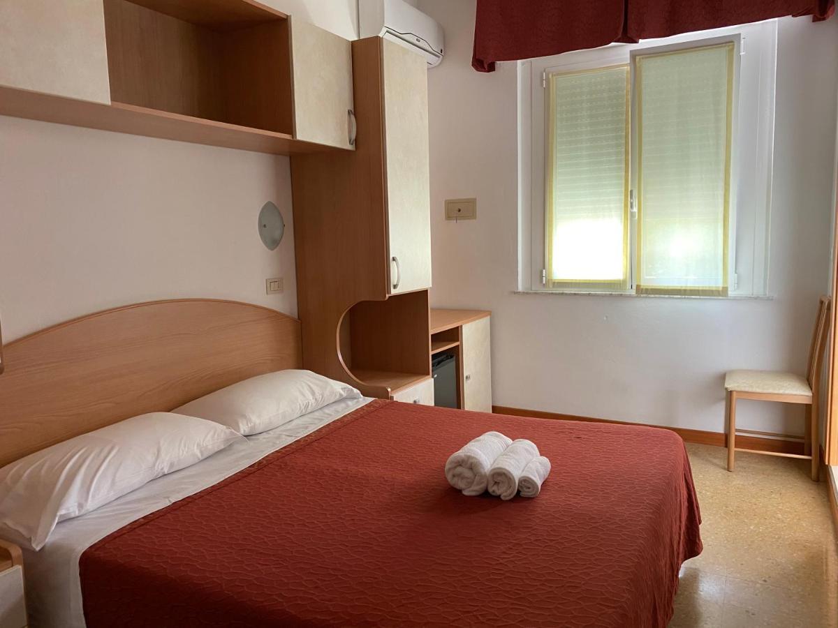 Hotel Chery 밀라노마리티마 외부 사진