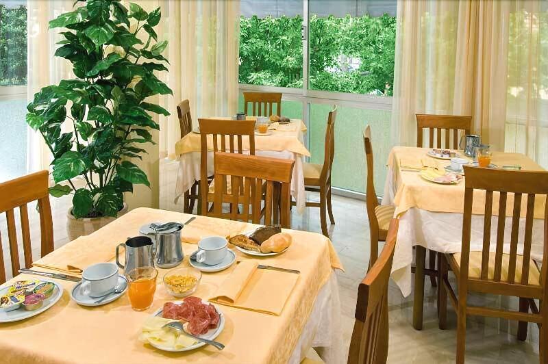 Hotel Chery 밀라노마리티마 외부 사진